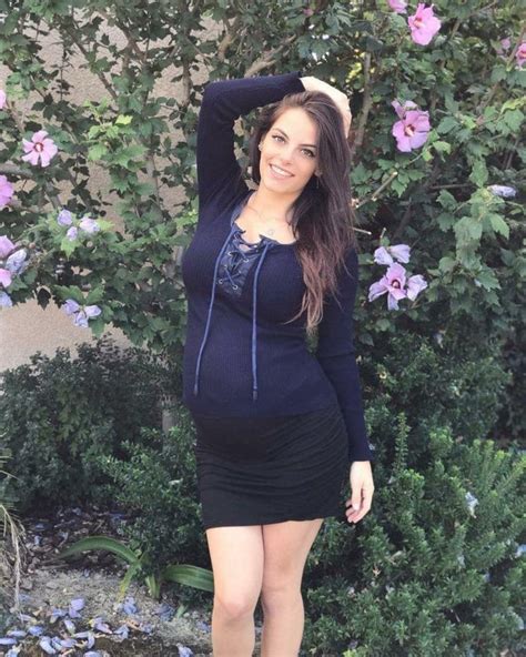 Alexa Pearl Pregnant .